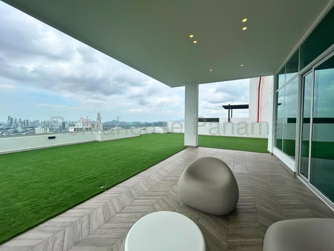 Apartamento en Venta en PH CORAL PLAZA Tumba Muerto 27AECC1245