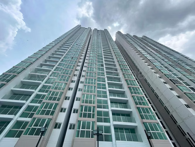 Apartamento en Venta en PH CORAL PLAZA Tumba Muerto 27AECC1245