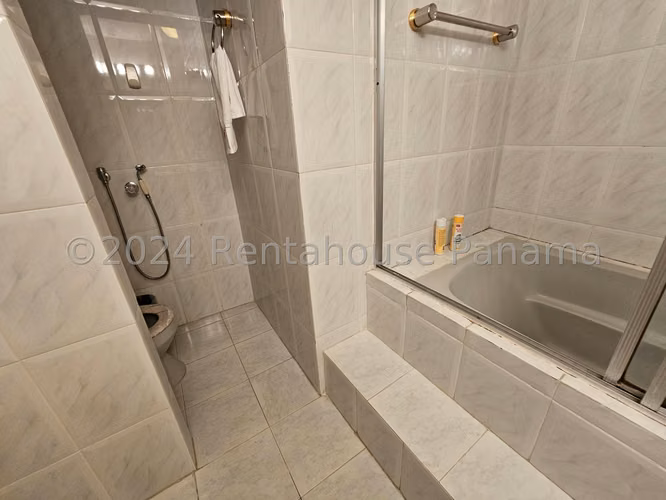 Vendo Casa en Altos del Golf OF27-1235 - Imagen 15