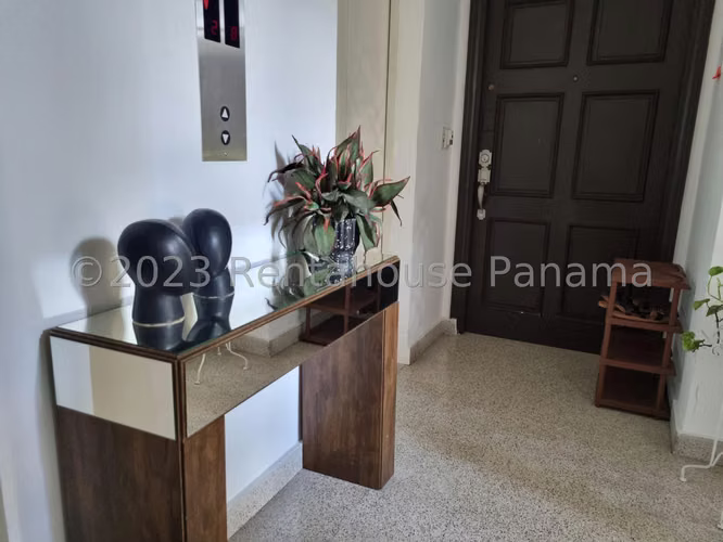 Espacioso Apartamento en Alquiler en la Cresta 27PPM1259 - Imagen 3