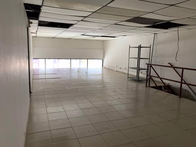 Local Comercial de 645 m² en Venta en el Dorado 27PPM1268 - Imagen 2