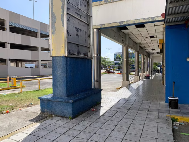 Local Comercial de 645 m² en Venta en el Dorado 27PPM1268 - Imagen 9