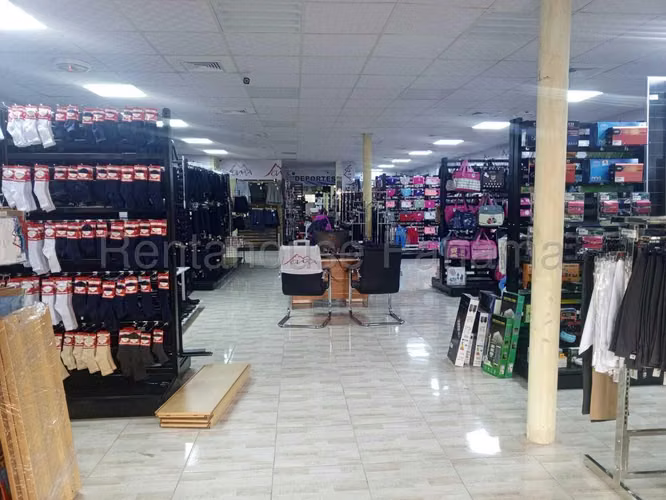 Local Comercial de 645 m² en Venta en el Dorado 27PPM1268 - Imagen 19