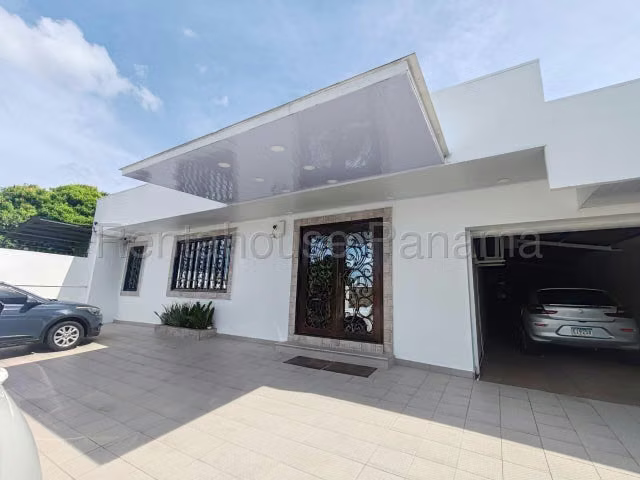Venta de Casa en Rio Abajo I7327GRR