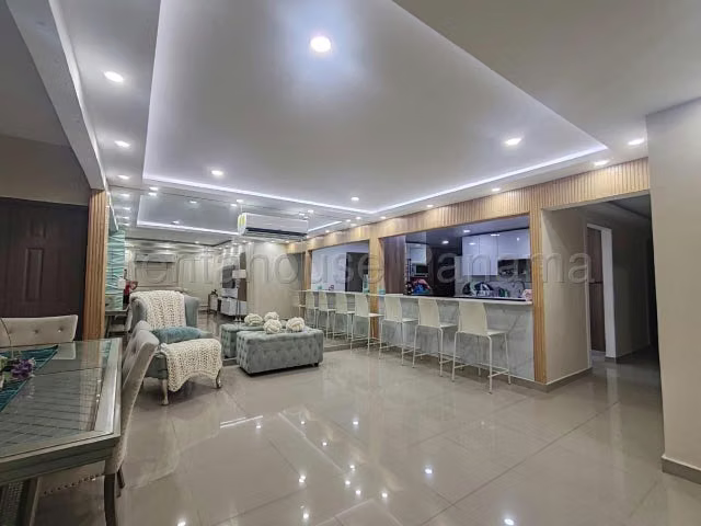 Venta de Casa en Rio Abajo I7327GRR