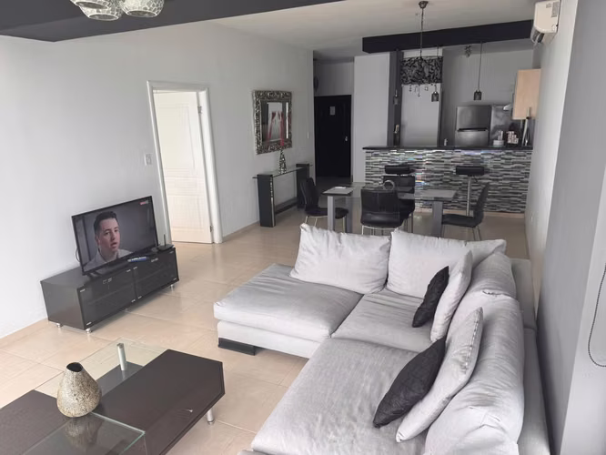 Apartamento Amoblado en Alquiler en Avenida Balboa - Imagen 2