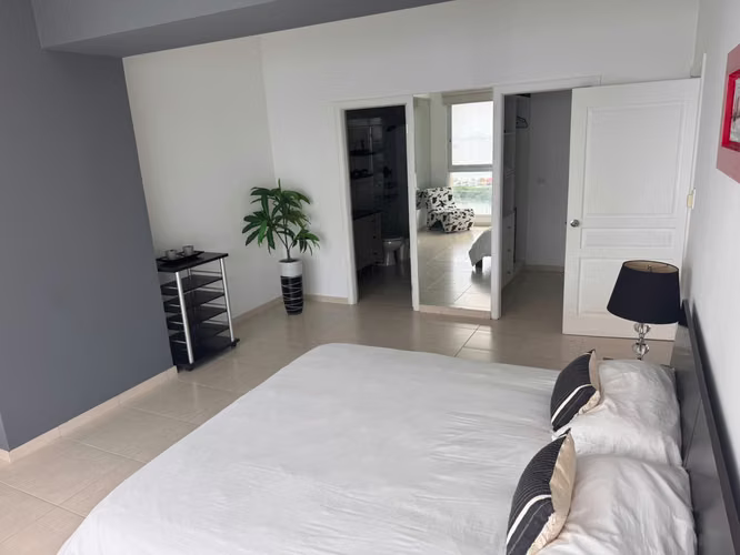 Apartamento Amoblado en Alquiler en Avenida Balboa - Imagen 4