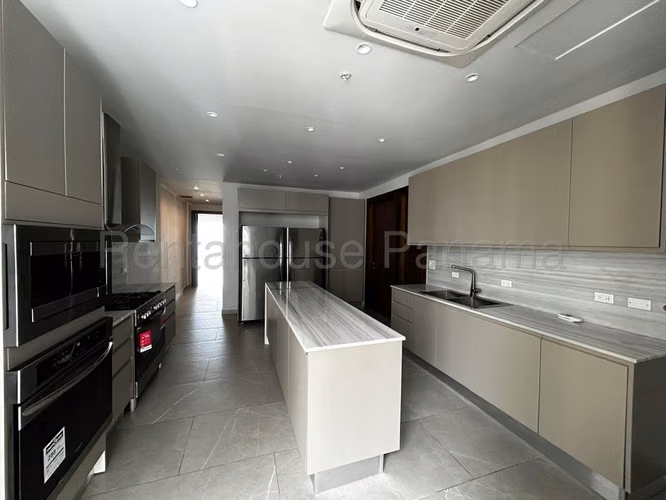Venta de Apartamento en Paitilla Ph The Towers Solo Cliente Directo LFC