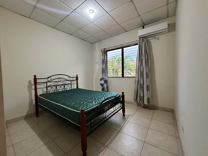 VENTA DE CASA EN PH VERSALLES - Imagen 13