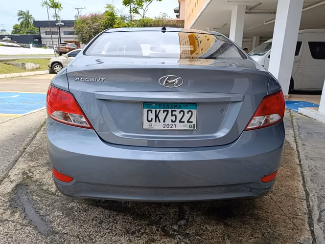 HYUNDAI ACCENT 2019 AUTOMATICO - Imagen 5