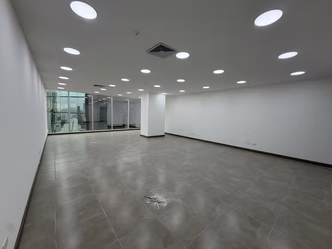 OFICINA EN ALQUILER – PH ATRIUM, CIUDAD DE PANAMÁ - Imagen 2
