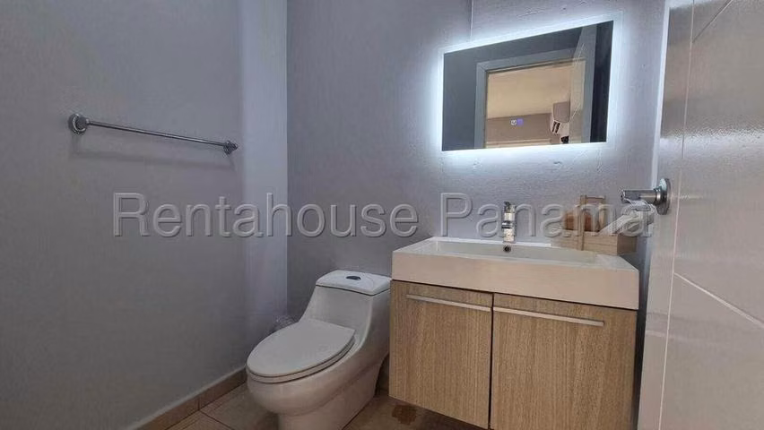 Alquiler de Apartamento en Avenida Balboa 27LBR158 - Imagen 13