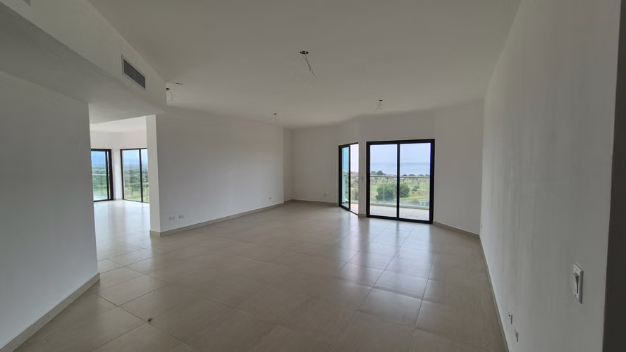 Penthouse en Venta con Vista al Mar en San Carlos PH Las Olas 2 - LH