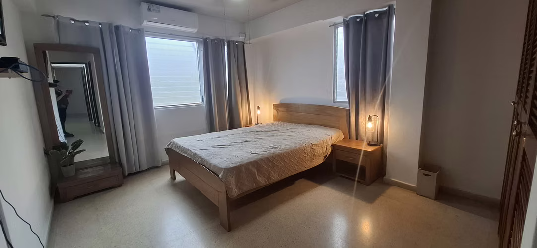 Apartamento amueblado de 100 m² en Obarrio | 2 recámaras y 2 baños