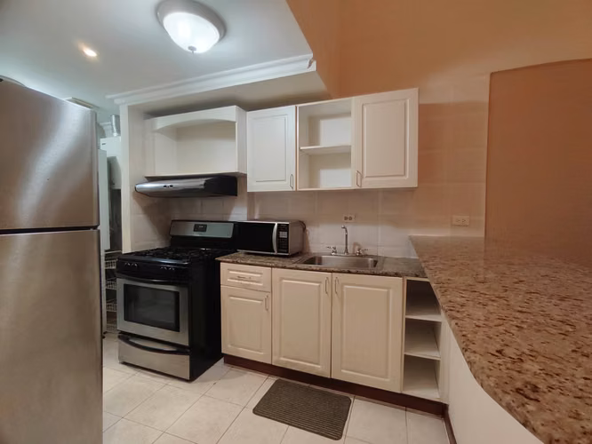 ALQUILER APARTAMENTO TIPO LOFT AMUEBLADO EN ALBROOK – $1,400