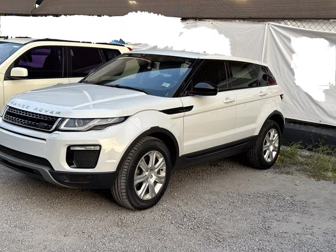 Range Rover Evoque. Excelentes condiciones. Vendo por cambio de vehículo - Imagen 4