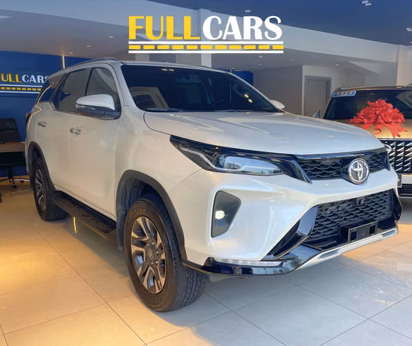 Toyota Fortuner SRV 2025