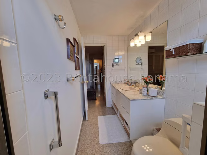 Alquiler de Apartamento en La Cresta Ph El Cenit Solo Cliente Directo MC - Imagen 4