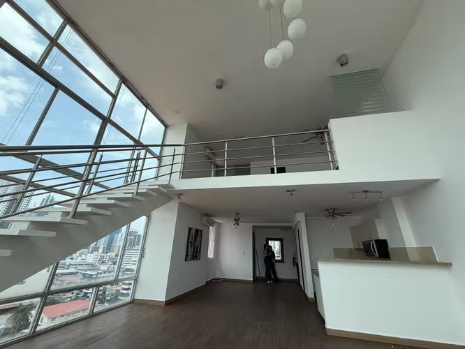Loft de Estilo Mediterráneo | Venta y Alquiler