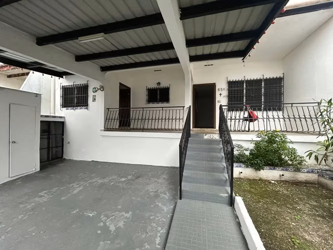 Vendo amplia casa en Altos del Bosque - Imagen 2