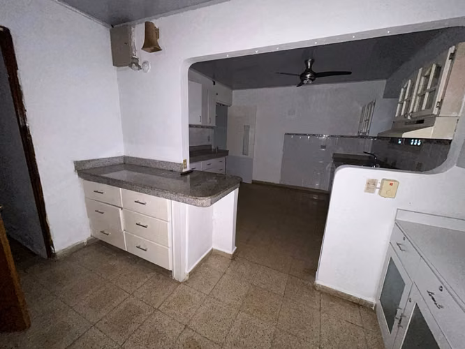 Vendo amplia casa en Altos del Bosque - Imagen 6
