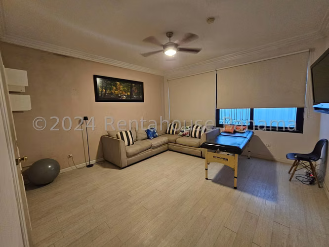 Venta de Casa en Altos del Golf Casa Unifamiliar Solo Cliente Directo MC - Imagen 11