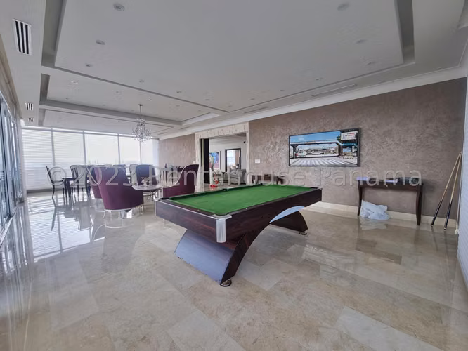 Se Vende Apartamento en La Cresta DPA26-6886