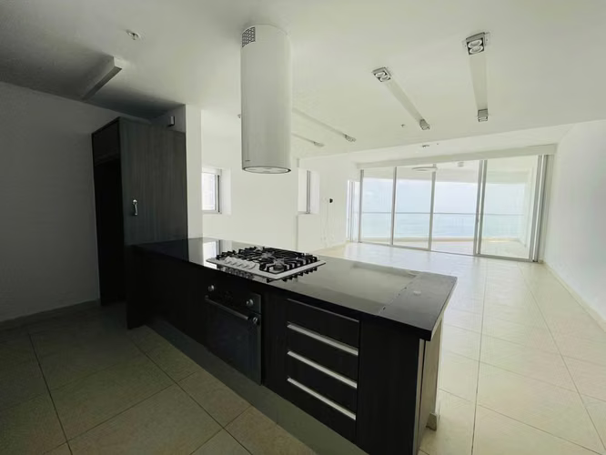 VENTA APARTAMENTO EN PH RIVAGE AVE BALBOA VISTA ESPECTACULAR - Imagen 2