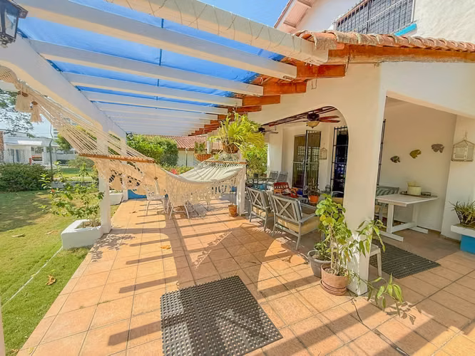 SE VENDE!! Casa a 5 minutos de la playa en Coronado!! - Imagen 5