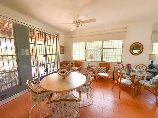 SE VENDE!! Casa a 5 minutos de la playa en Coronado!! - Imagen 11