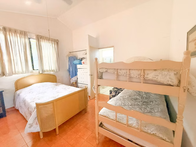 SE VENDE!! Casa a 5 minutos de la playa en Coronado!! - Imagen 9