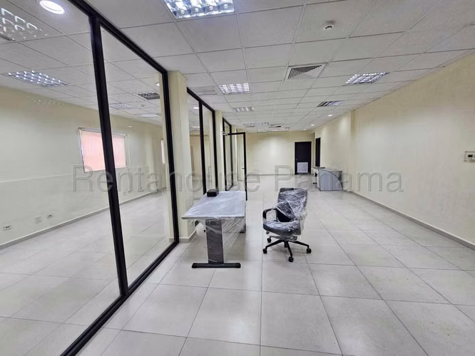 Venta de Plaza Comercial en Vía Porras, San Francisco DPV