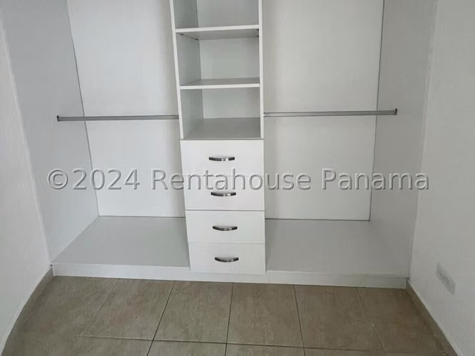 Apartamento en Venta en Paitilla. 24-8210. - Imagen 5