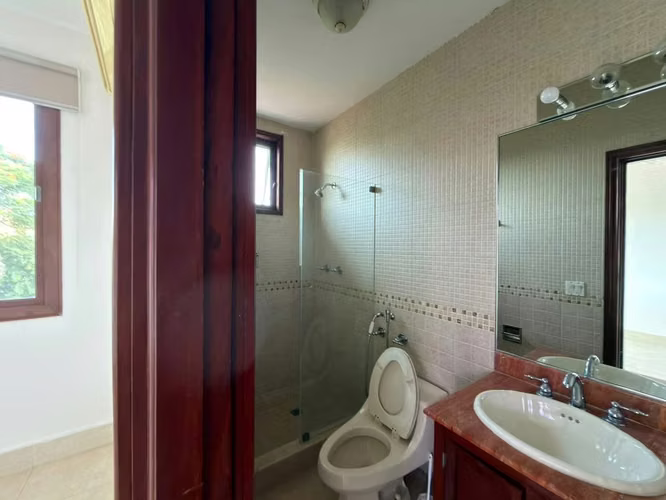 Melissa Foster Luxury alquila casa en CLAYTON VILLAGE, Clayton. MFR2112 - Imagen 13
