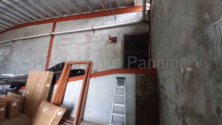 VENTA DE LOCAL EN CHORRERA  - CALLE J OESTE SECTOR SANTA CLARA BARRIO BALBOA - Imagen 16