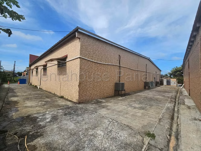 VENTA DE LOCAL EN CHORRERA  - CALLE J OESTE SECTOR SANTA CLARA BARRIO BALBOA - Imagen 2