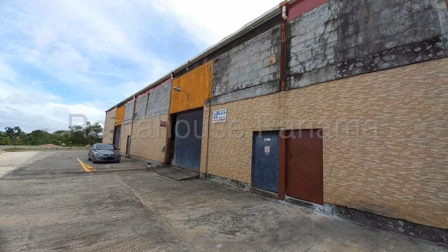 VENTA DE LOCAL EN CHORRERA  - CALLE J OESTE SECTOR SANTA CLARA BARRIO BALBOA - Imagen 18