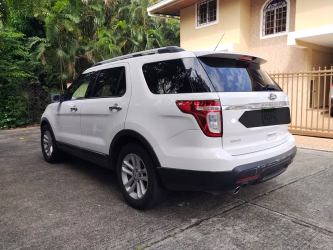 FORD EXPLORER 2014 AUTOMÁTICA 4X4 NEGOCIABLE - Imagen 12