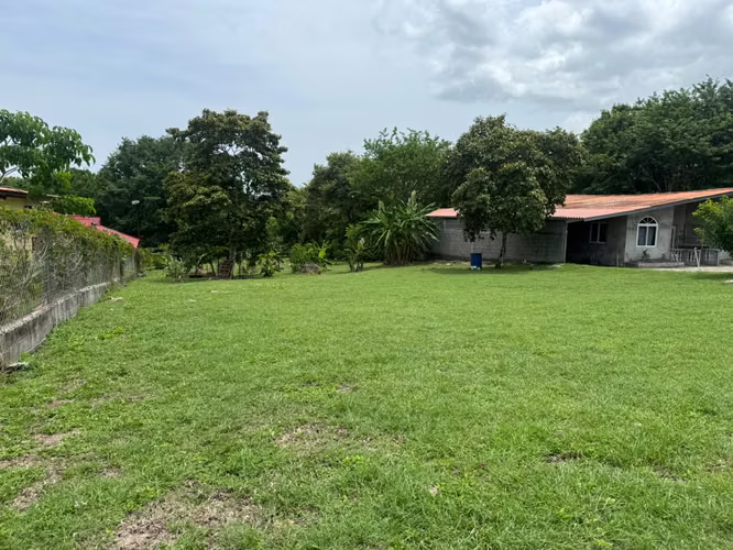 VENTA DE LOTE – Valle Los Lirios, San Carlos