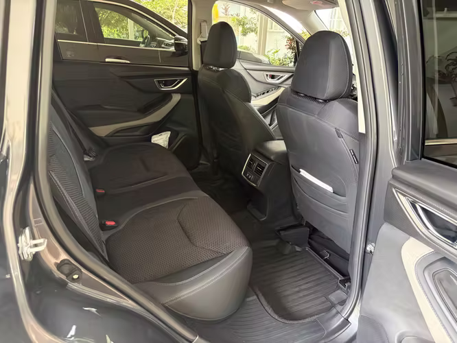 SUBARU  FORESTER  2025 solo 10000 Km oportunidad - Imagen 7