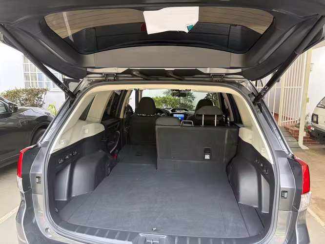 SUBARU  FORESTER  2025 solo 10000 Km oportunidad - Imagen 6