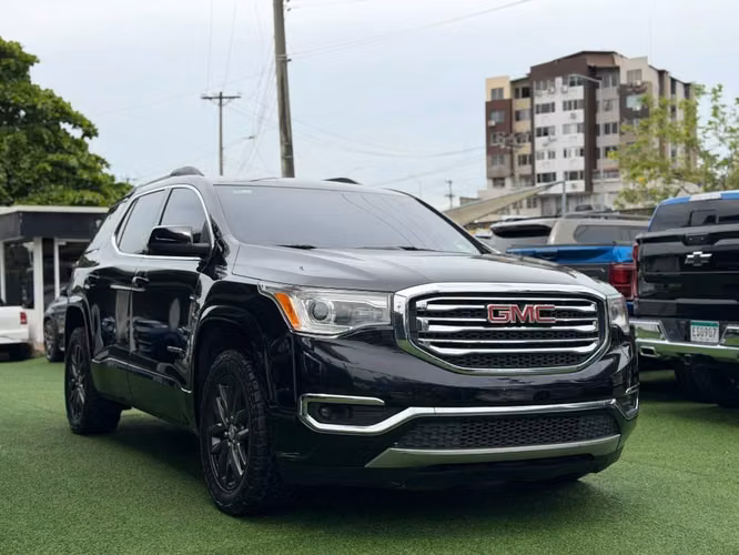GMC Acadia 2018 - Imagen 1