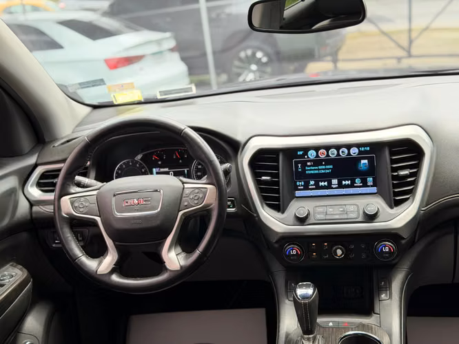 GMC Acadia 2018 - Imagen 15