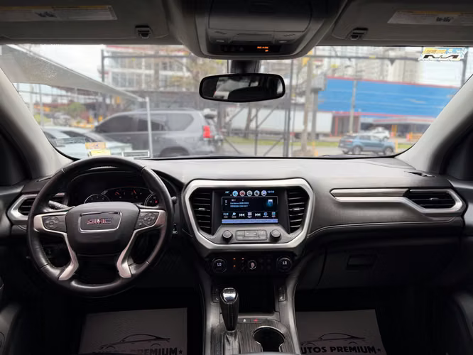 GMC Acadia 2018 - Imagen 13