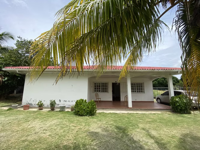 Alquilo casa de playa en Nuevo Farallón, Rio Hato, Riviera Pacífica