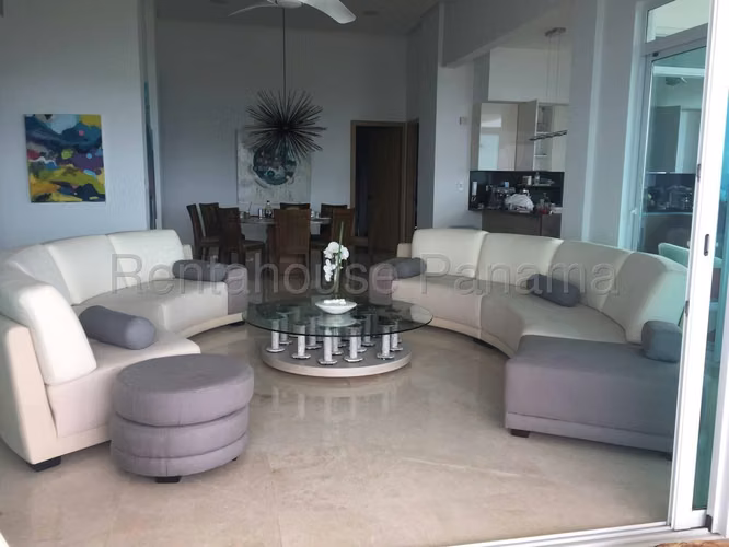 VENTA DE APARTAMENTO PLAYA BLANCA GM