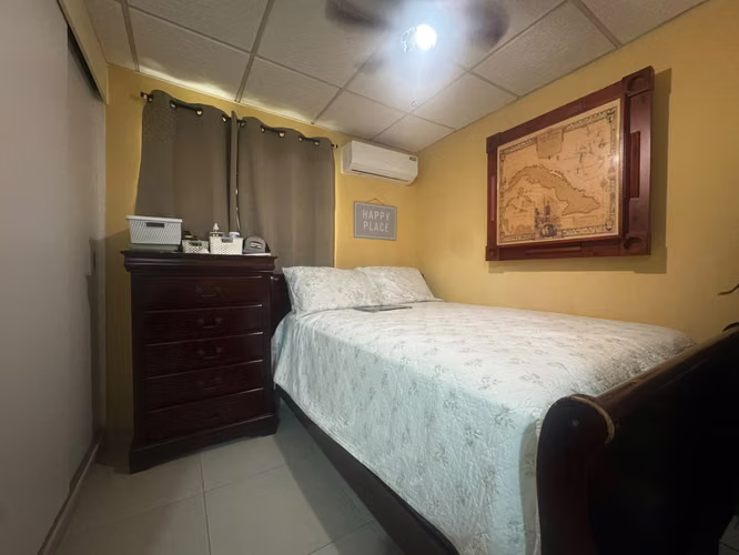 Venta de Casa en Villa Real, La Chorrera con Terraza y Jardín
