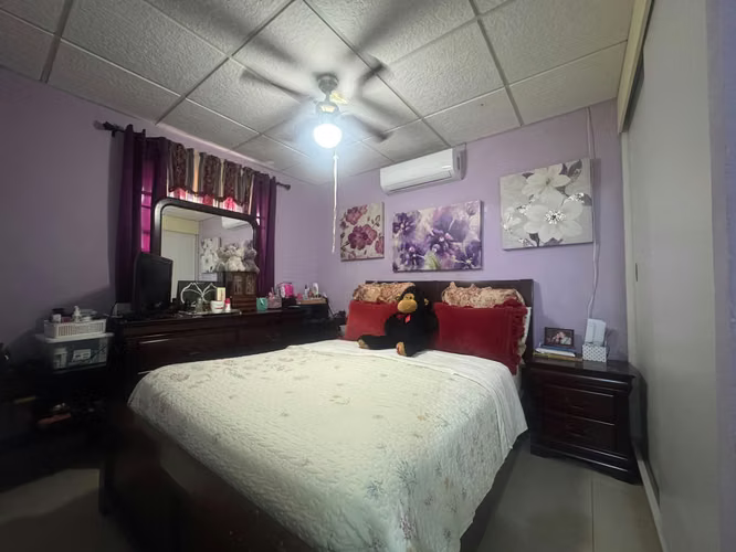 Venta de Casa en Villa Real, La Chorrera con Terraza y Jardín