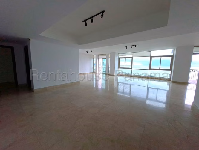 Venta de apartamento en Punta Pacifica AK - Imagen 3