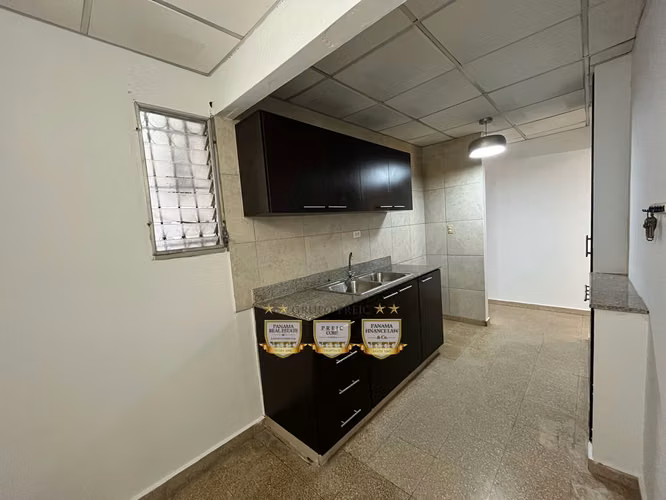 Venta casa Cerro Viento con patio - Imagen 6